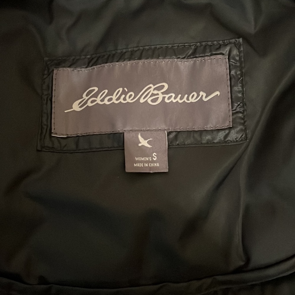 Eddie Bauer Insulated Down Black jacket. - Picture 10 of 11